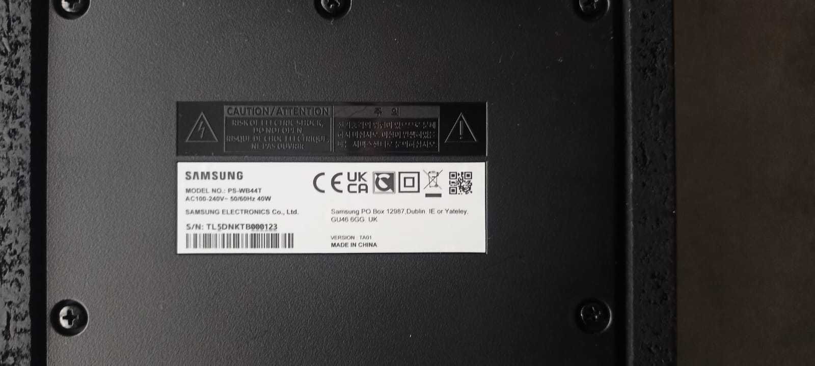 Soundbar Samsung B430 2.1 270W Bluetooth Subwoofer