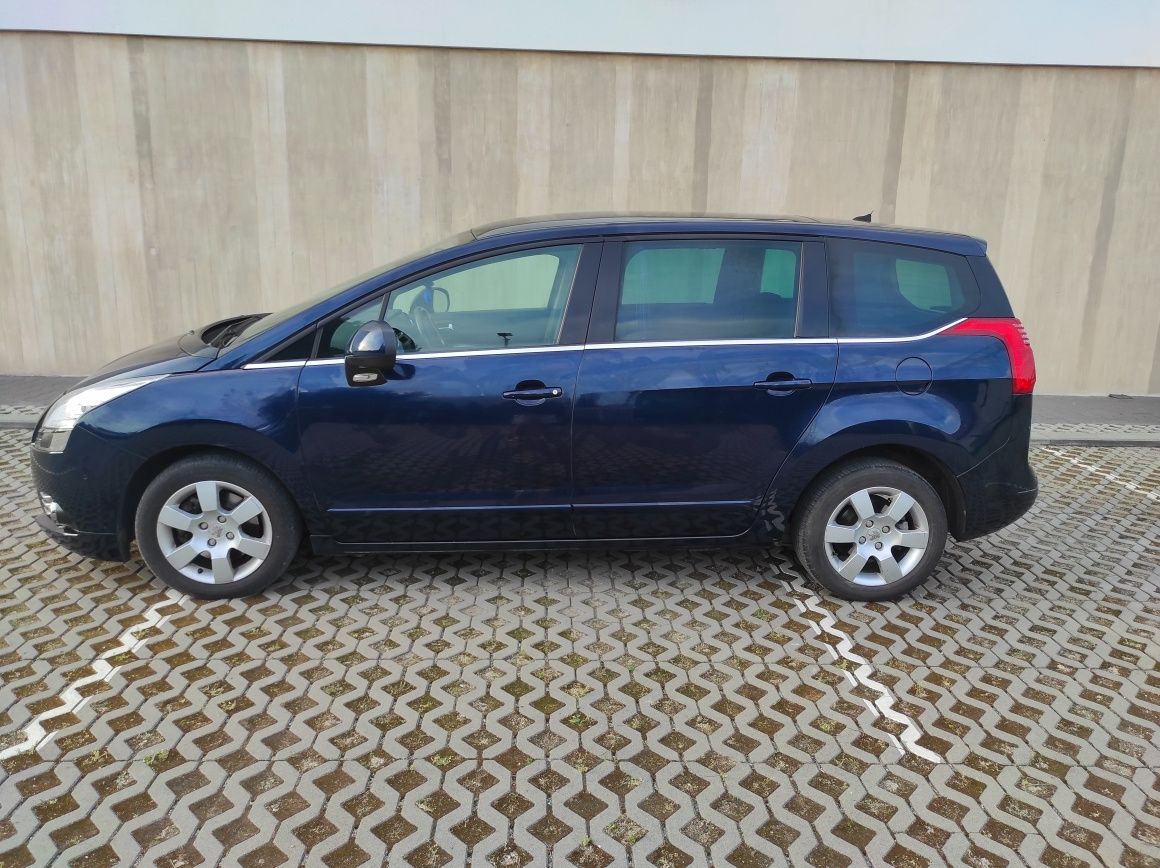 Peugeot 5008/Panorama/Nawi/HDI