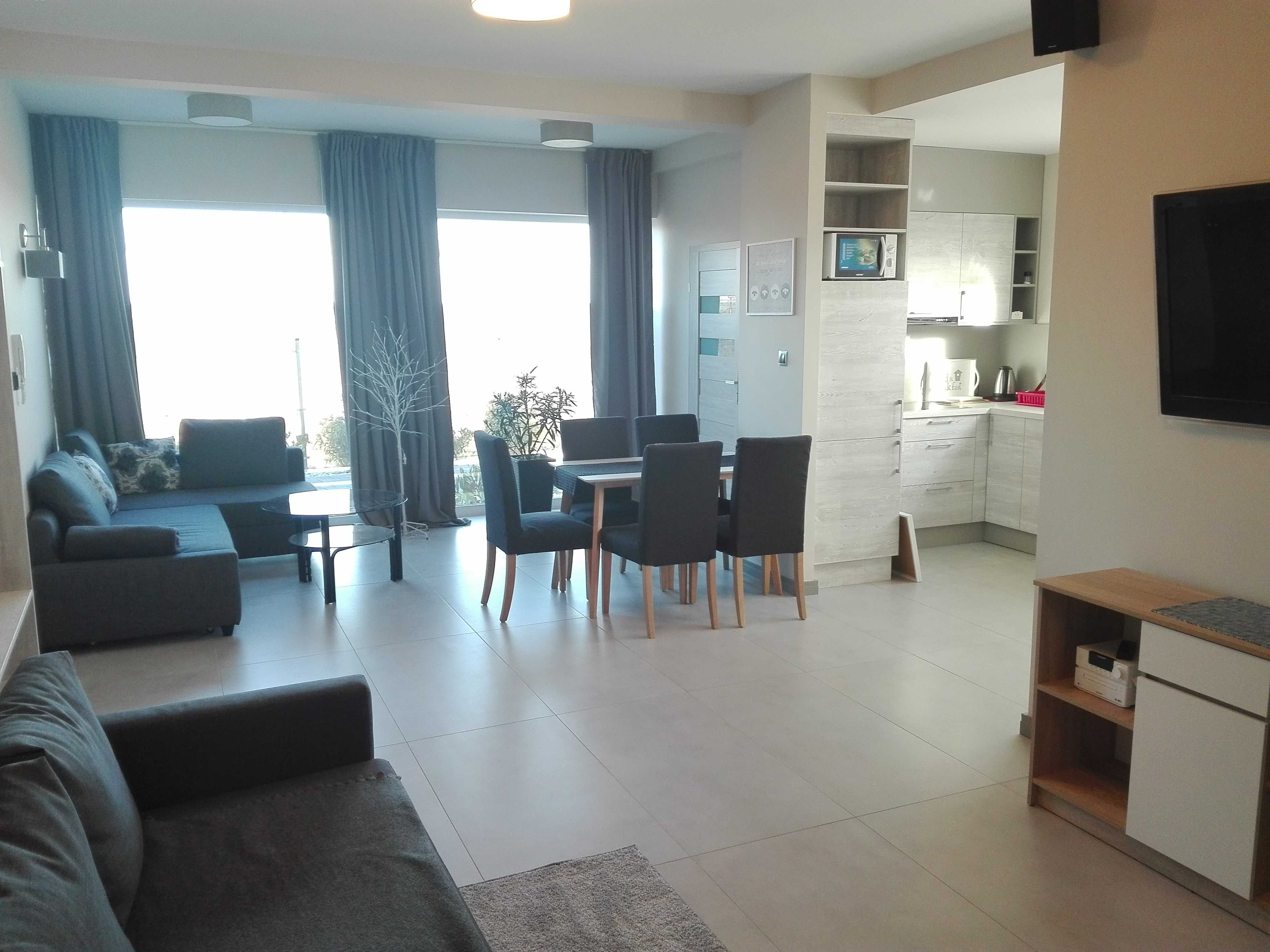 Apartamenty z tarasami 150m. od plaży