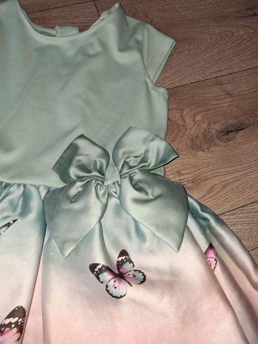 Sukienka H&M w motylki r. 122-128