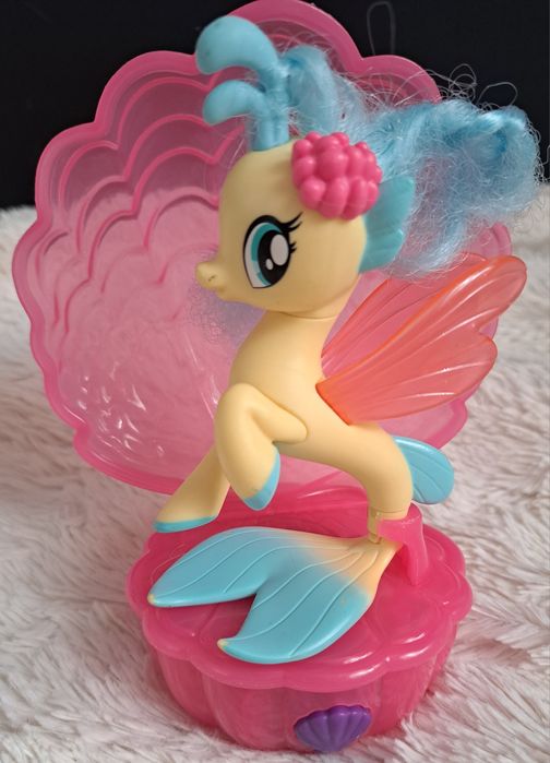 Koniki May Little Pony pozytywka. Gra i świeci