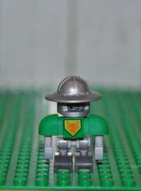 F0394. Figurka LEGO Nexo Knights - nex029 Aaron Bot