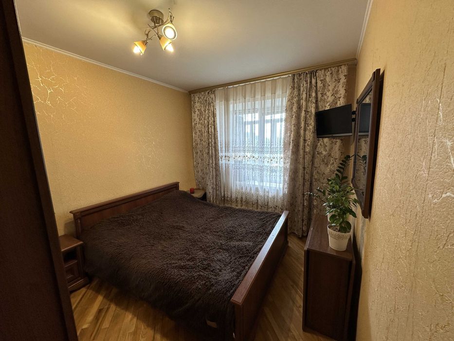 4к квартира, р-н Медичного Університету, ремонт, цегла