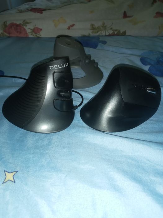 Продам две вертикальные мышки