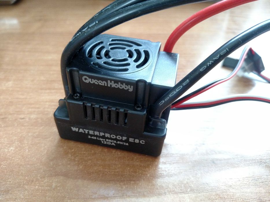 Regulator bezszczotkowy ESC 120A 2S-4S do zabawek zdalnie sterowanych