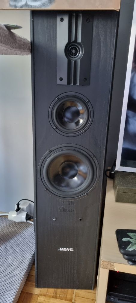 Amplituner Pioneer 423, kolumny beng, subwoofer mivoc