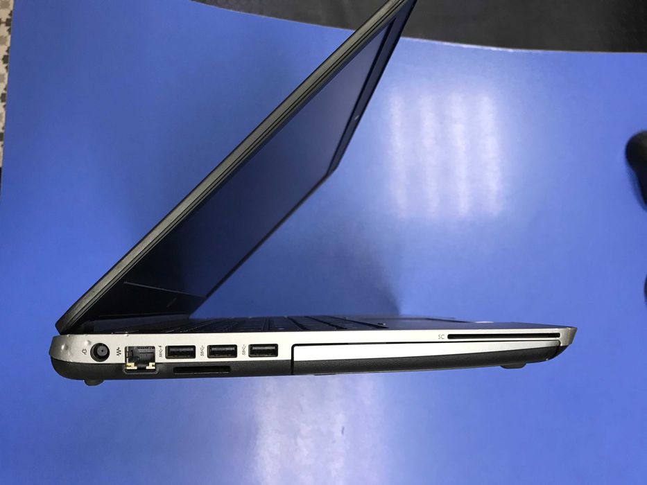 Продам екран , корпус , материнську плату ноутбука HPProBook 650 G1.