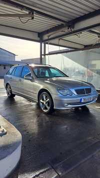 Carrinha Mercedes c220 w203 ano 2002 com 220 mil kms