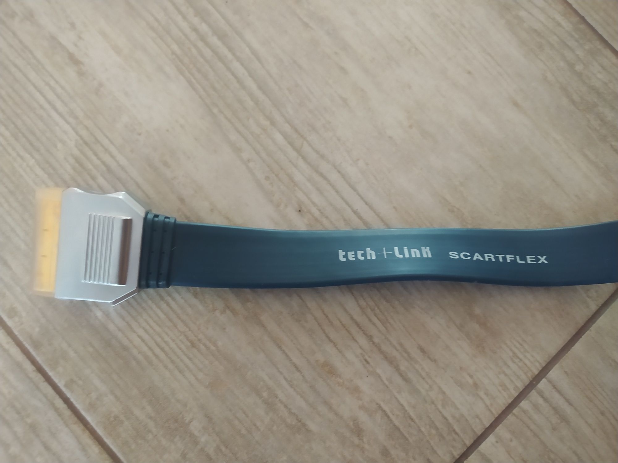 Кабель SCART Tech+link с позолоченными контактами 1,5м