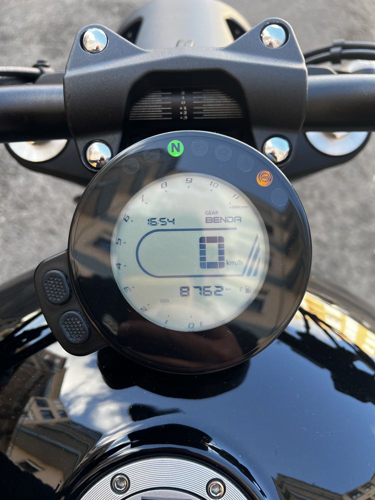 Keeway Benda V302 C