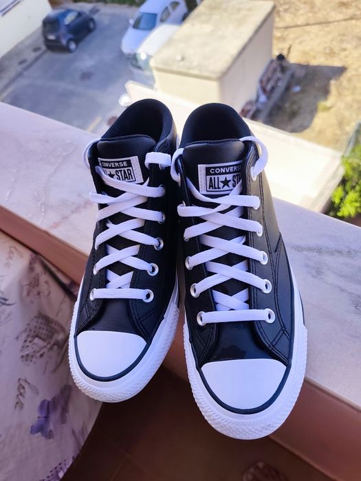 Converse all star em couro