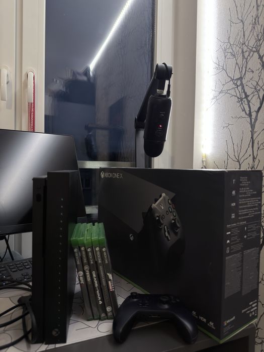 Xbox one X 4K UHD 120hz