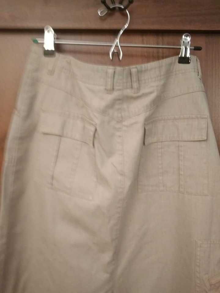 Spódnica r. 44 16 khaki zielona kieszenie