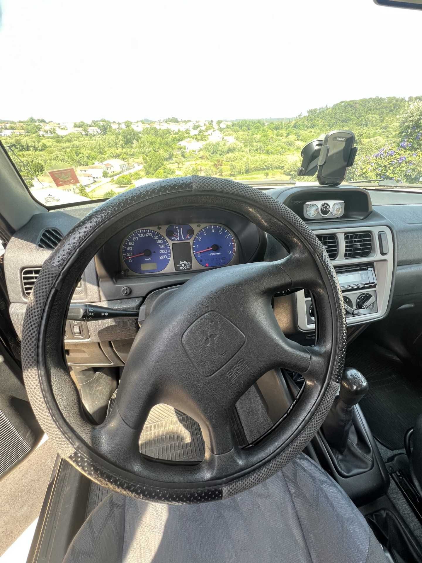 Mitsubishi Pajero Pinin 1.8 Gasolina 3 portas - 2001