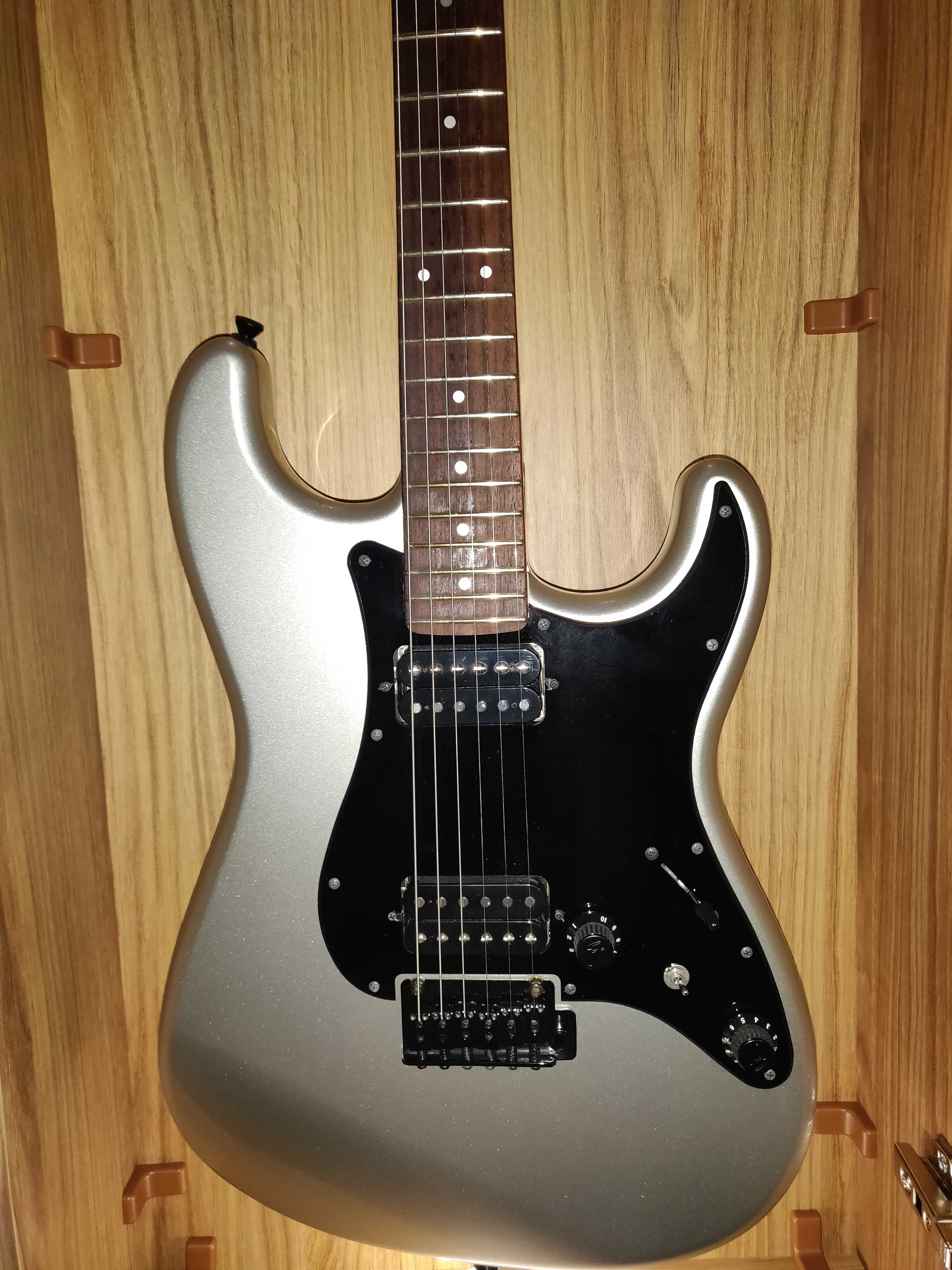 Fender Boxer Series Stratocaster HH Limited Edition MADE IN JAPAN !