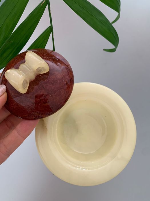 Шкатулочка, емкость для кухни из натурального камня