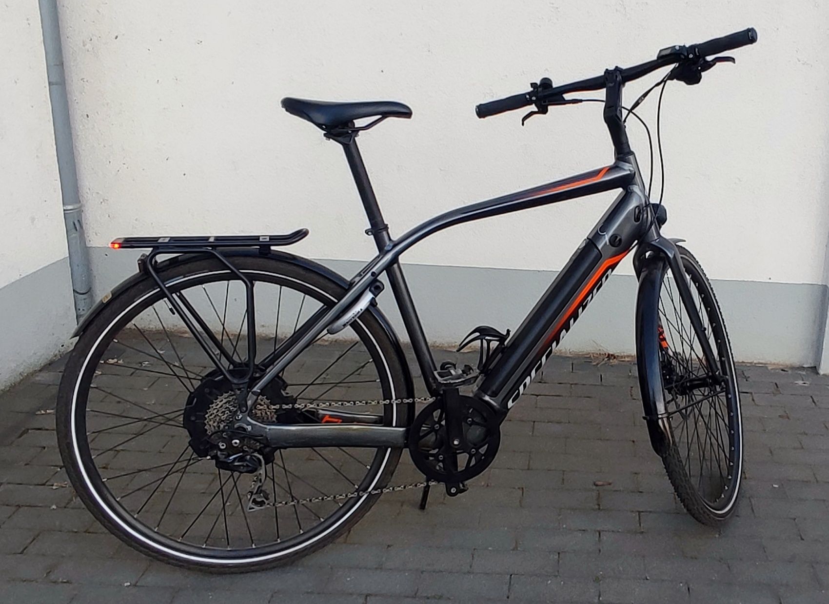 Rower elektryczny Specialized Turbo FLR (USA)