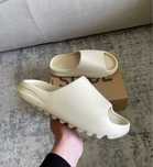 Niefałszywy*NoweAdidasYeezySlideBiały 45