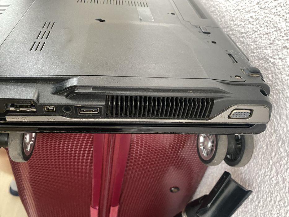 Продам надійний ноутбук Asus x57v