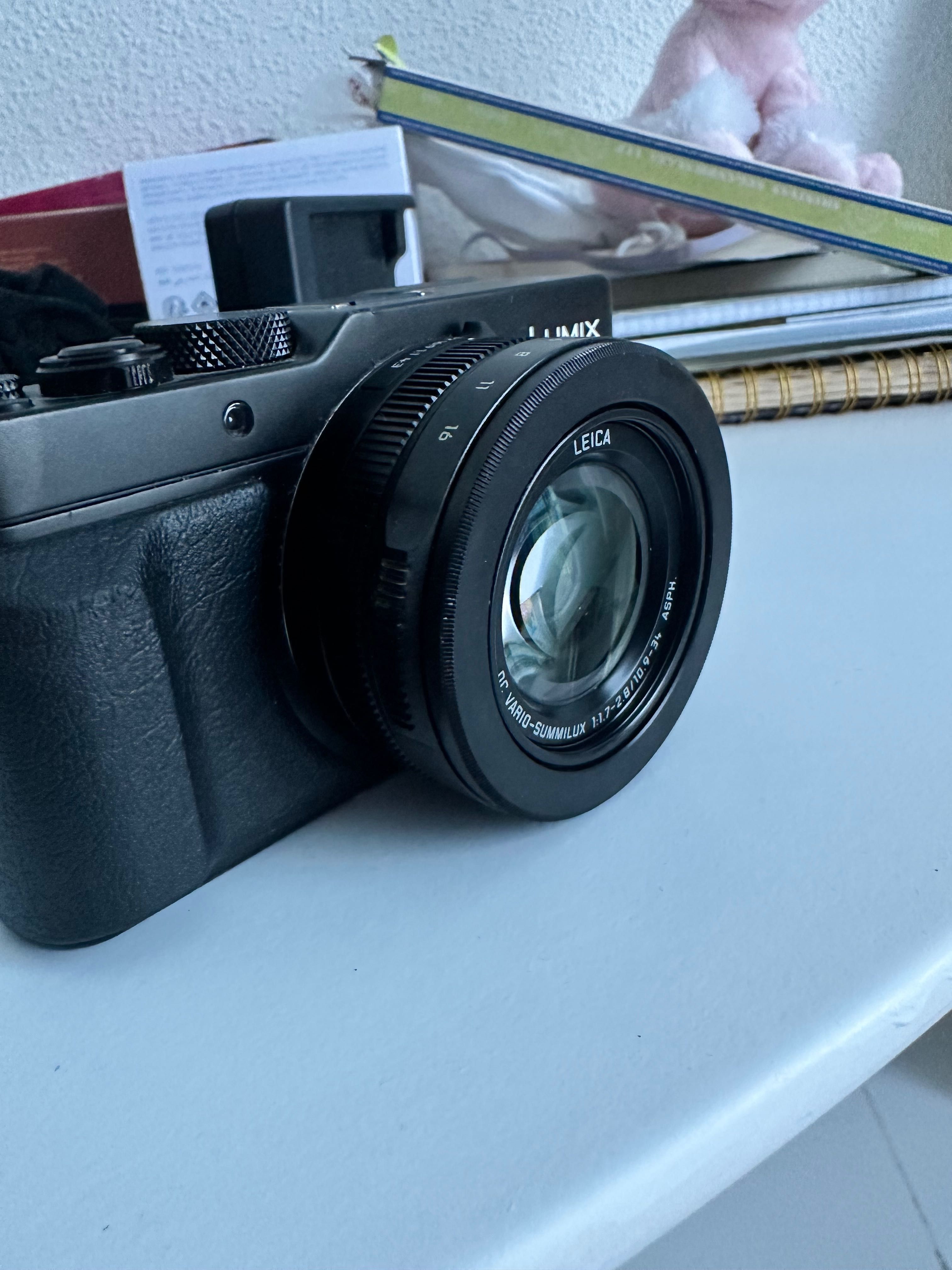 Panasonic LUMIX DMC - LX100