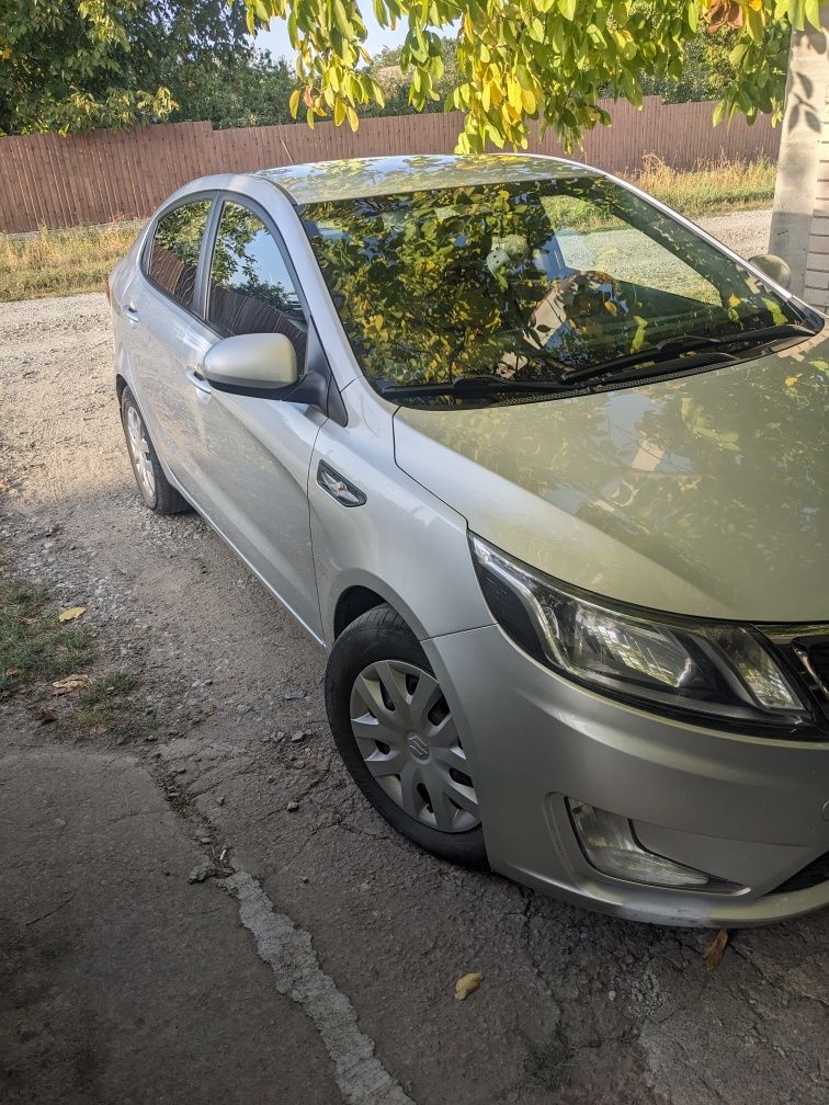 Продам авто Kia Rio 2012р.