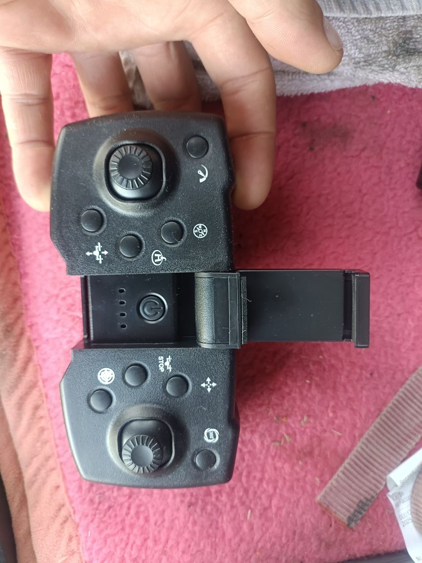 Dron z temu dla nauki lataniem