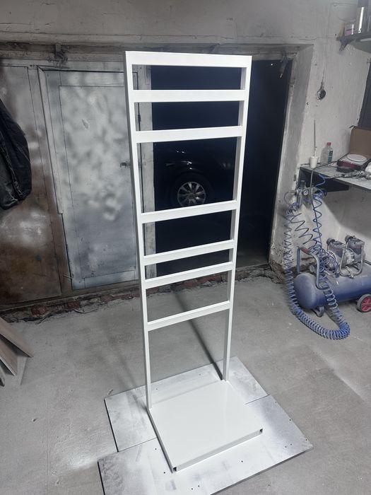 Виготовлення стійок для інвертора