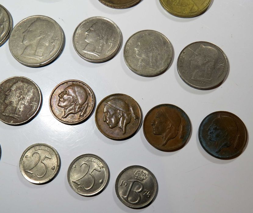 Lote com 24 moedas Belgas - 6€