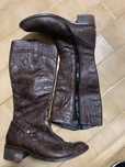 Botas senhora tamanho 40 pele castanhas cano alto