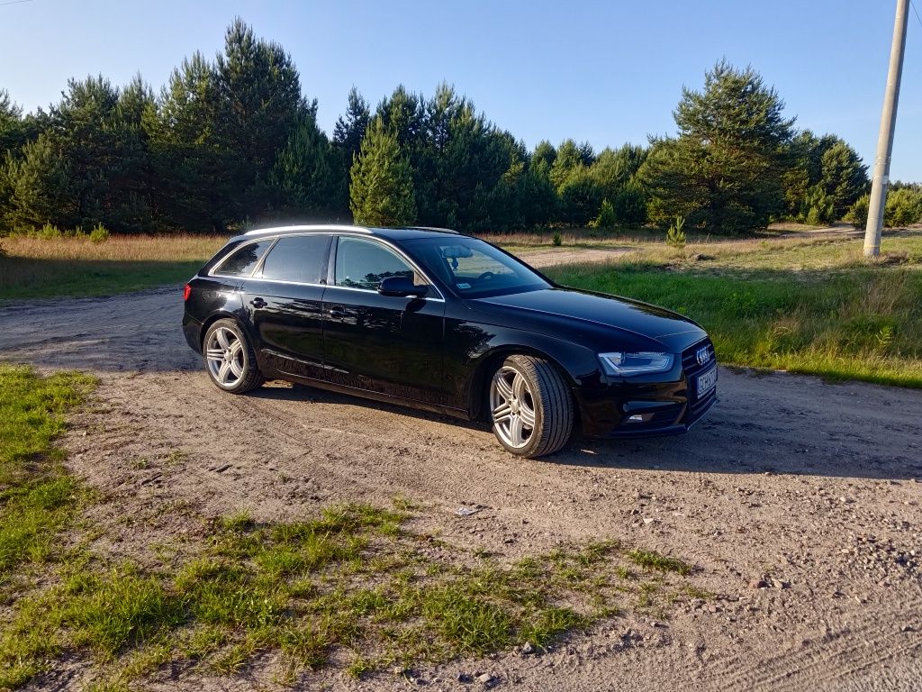 Audi A4 B8 2012r