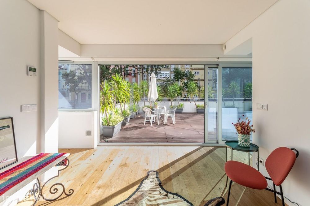 Exclusivo T3 Duplex na Avenida Infante Santo | Estrela