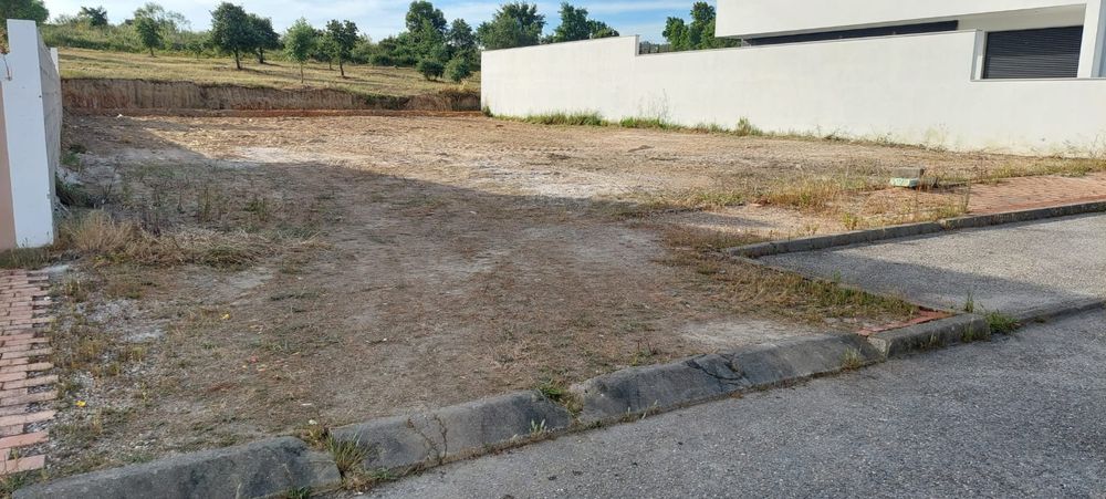 Terreno para construção moradia isolada
