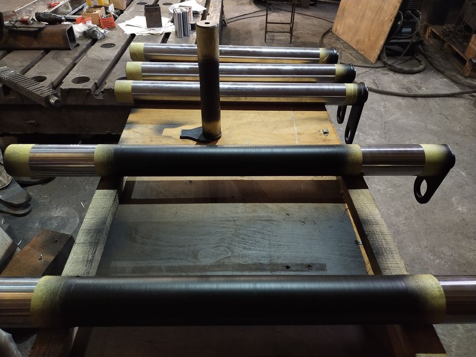 Пальці та втулки