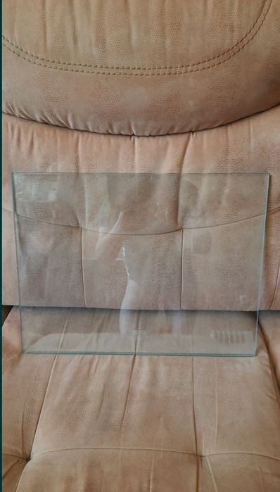 Полки стеклянные для холодильника. Стекла каленные 1.83×32×6.