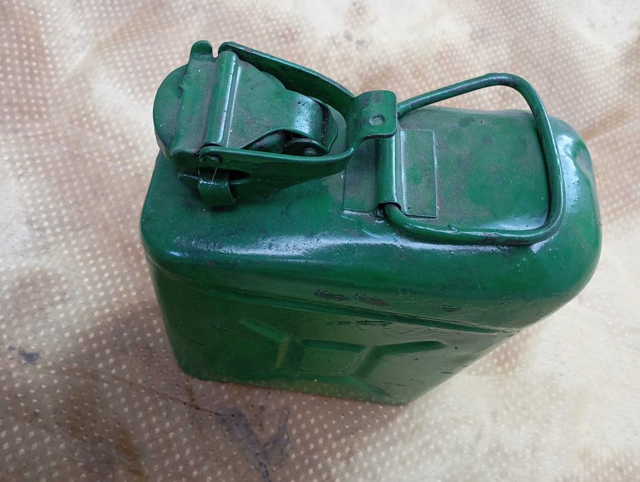 Канистра 5 литровая