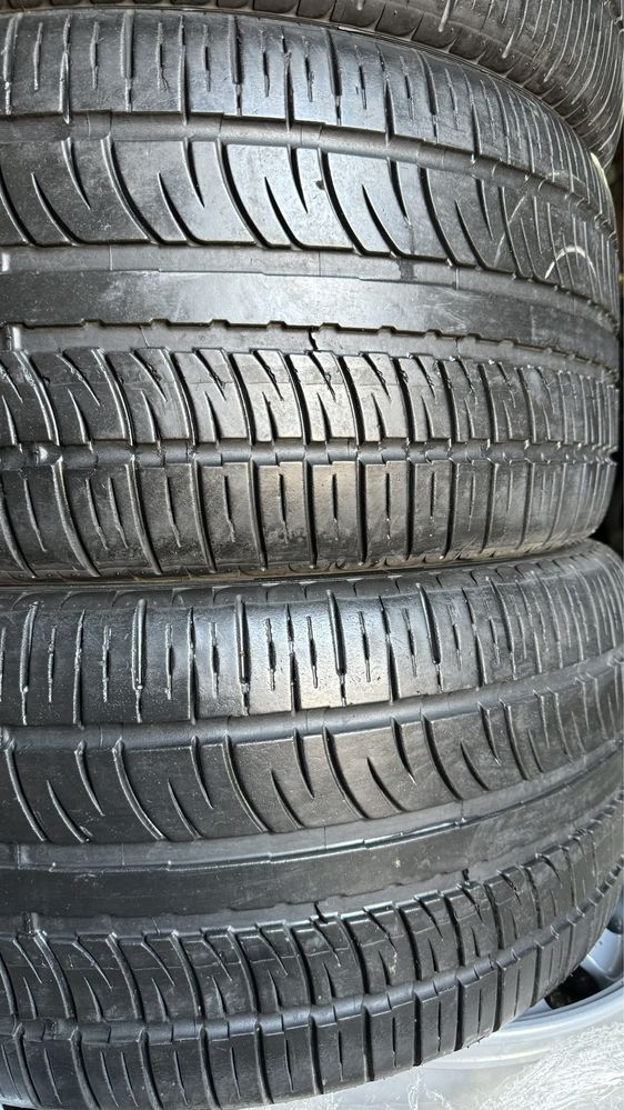 R22 305/35 Pirelli Scorpion Zero