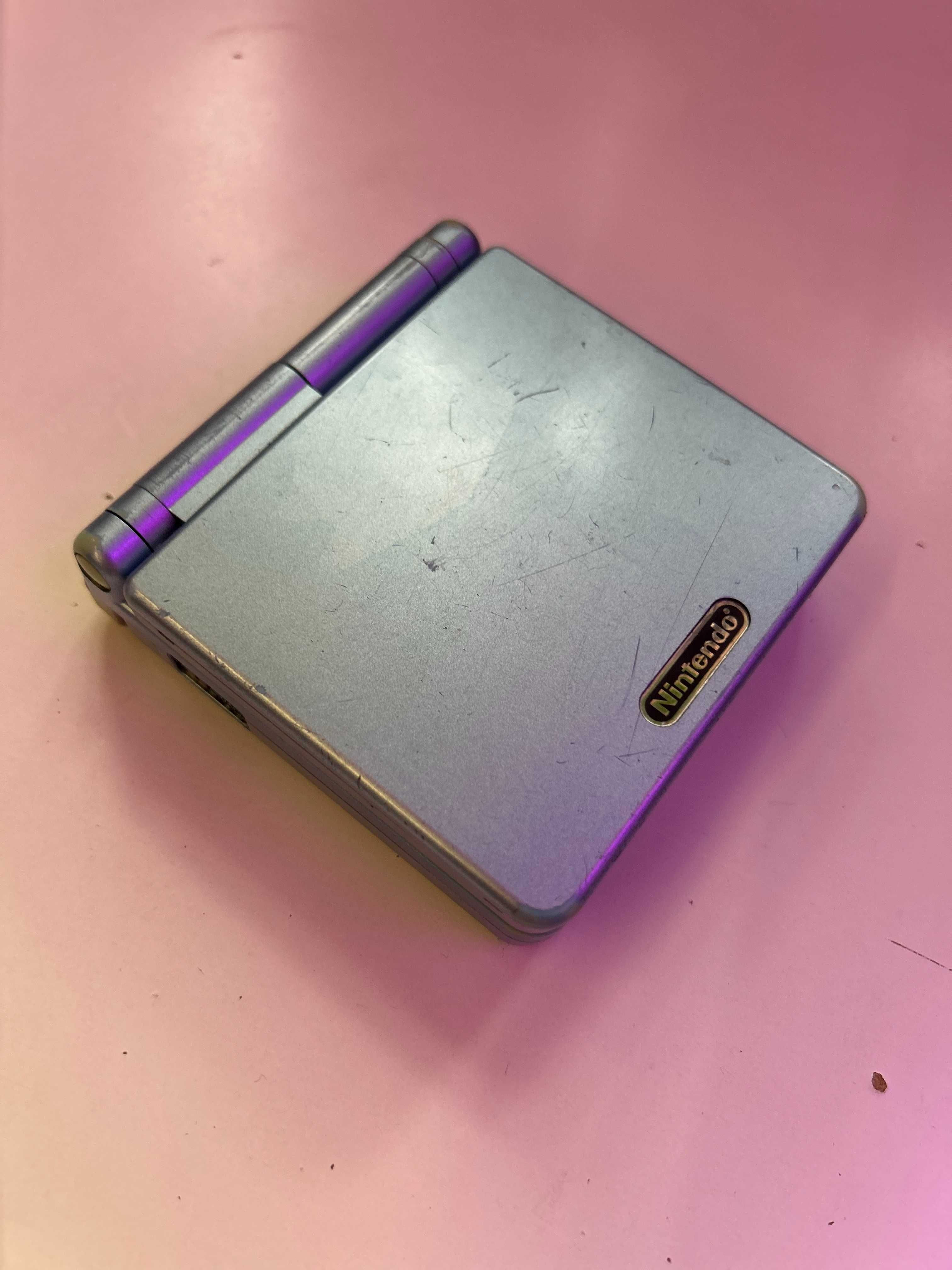 Konsola Game Boy Advance SP używana