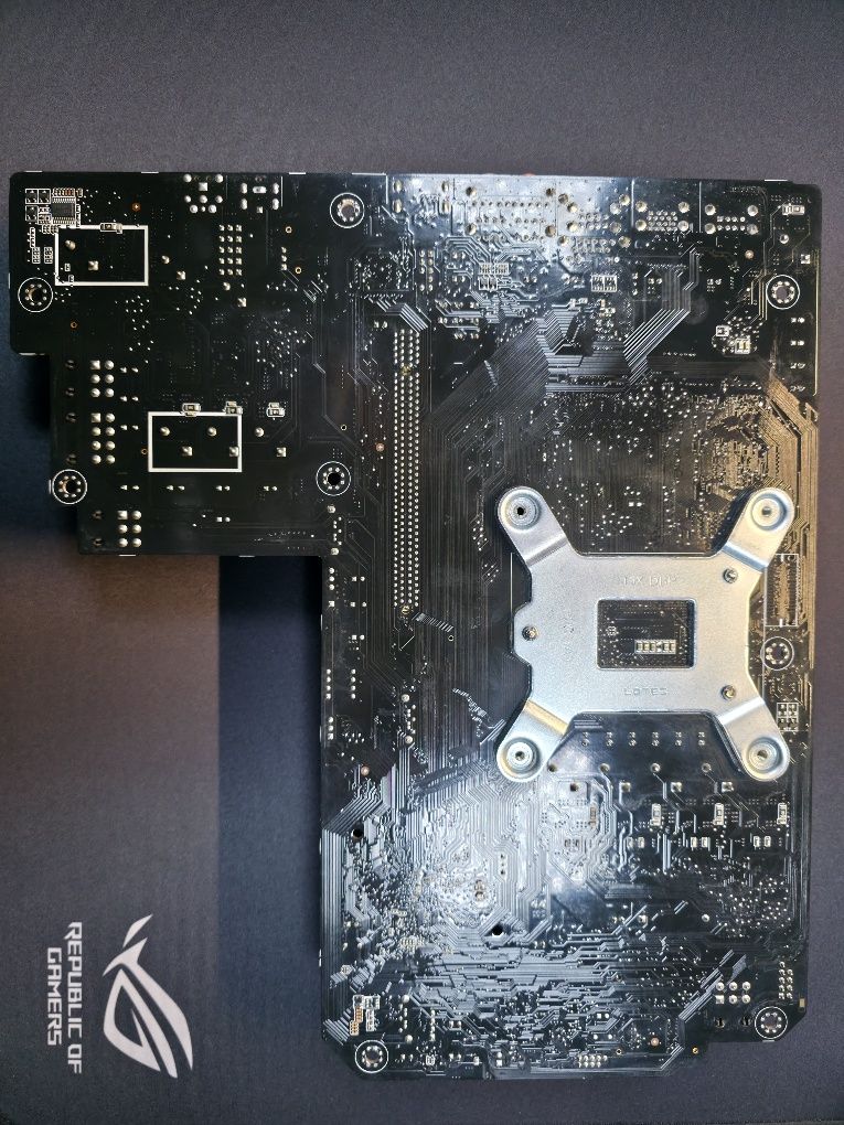 Материнська плата Asus Rog G20AJ H97-I