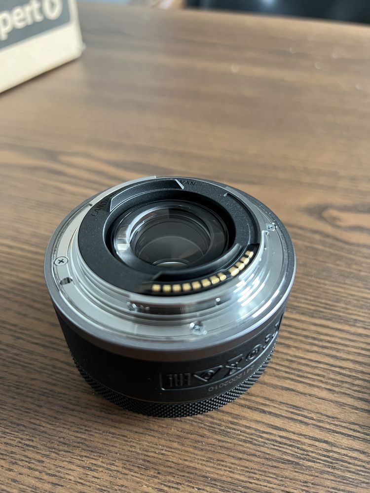 Canon RF 16 f2.8 Obiektyw JAK NOWY!