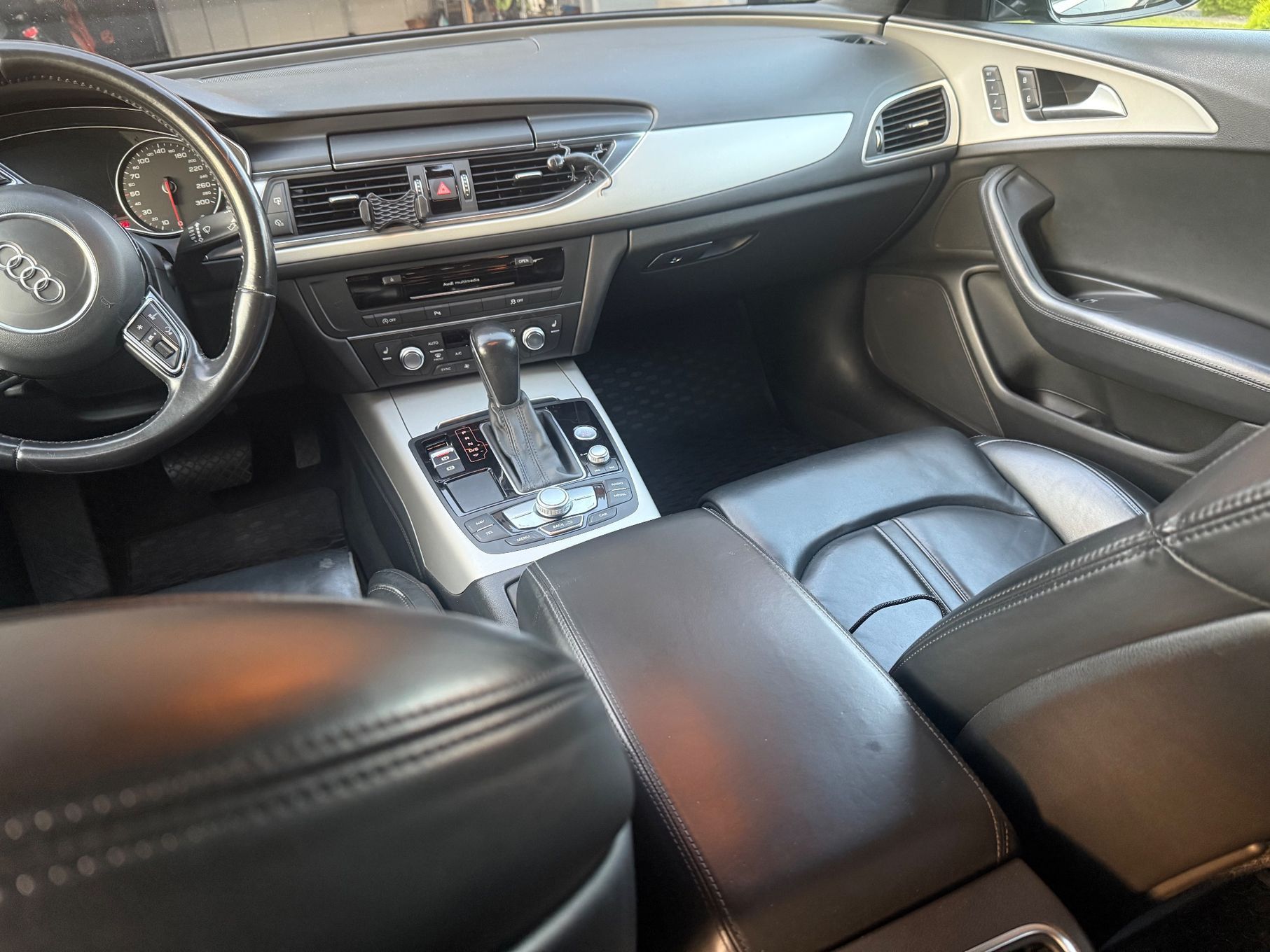 Audi A6 Audi A6 Avant 2.0 L S-Line Matrix Diesel rok prod. 2015