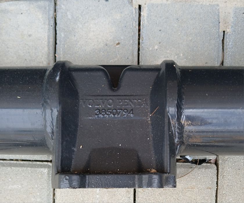 Volvo Penta 5.0 GXI-E com todos os acessórios