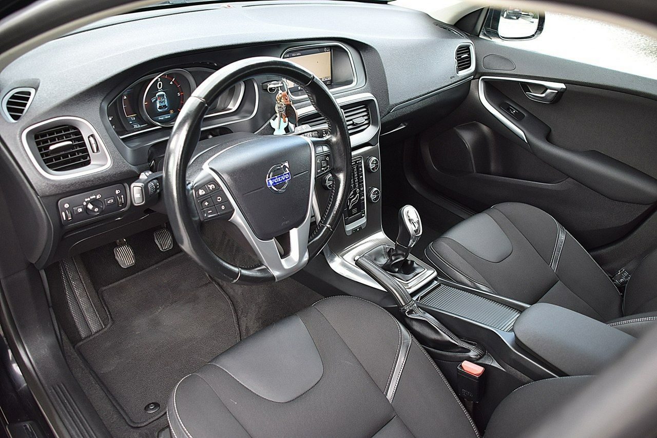 Volvo V40 1,6D2 116Km Led Pół-Skóra Navi Gwarancja