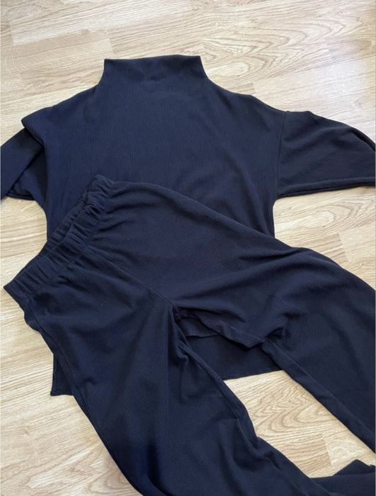 Костюм  жіночий чорний