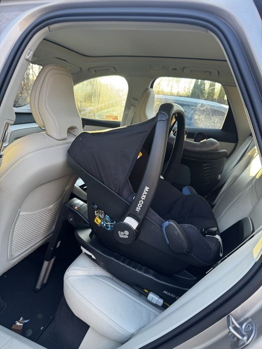 Fotelik 0-13kg MAXI-COSI pebble pro i-size baza