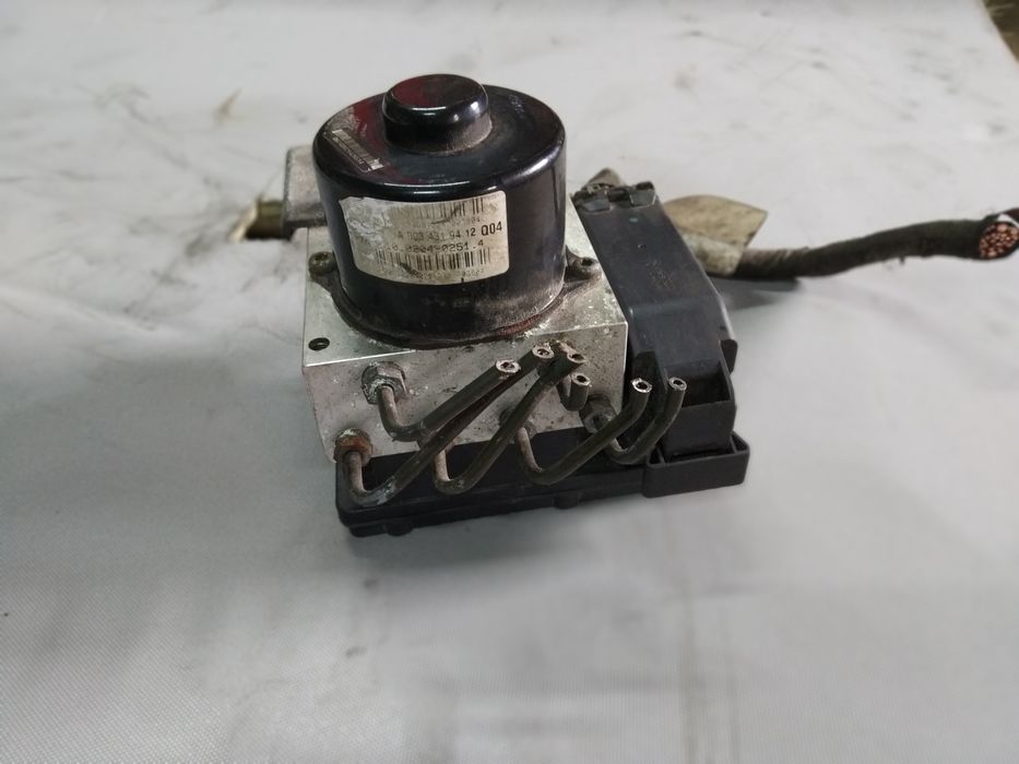 Блок абс mercedes w203 abs a0034319412 a2095450232