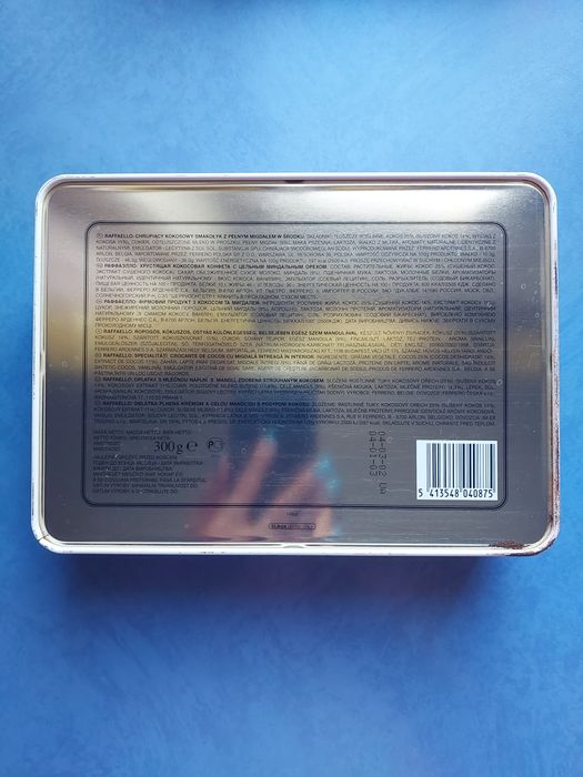 Коробка из-под конфет Raffaello