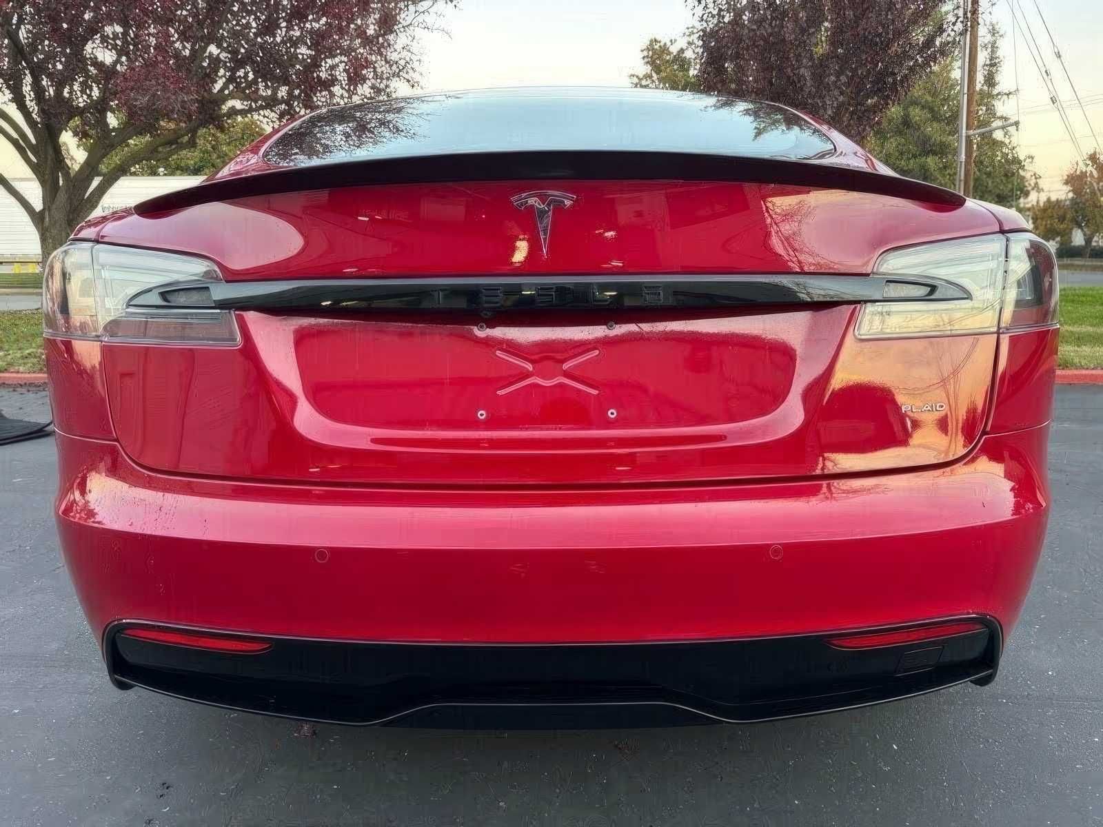 2021 Tesla Model S Plaid