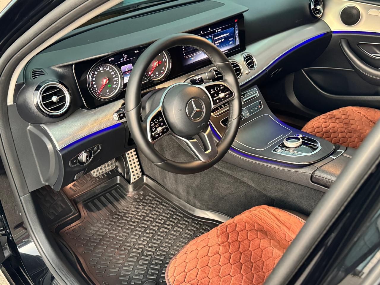 Mercedes E-Class 213 E220 D