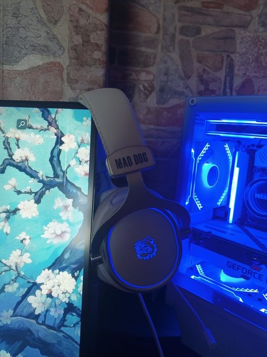 Komputer Gramingowy + Monitor + Klawiatura + Słuchawki