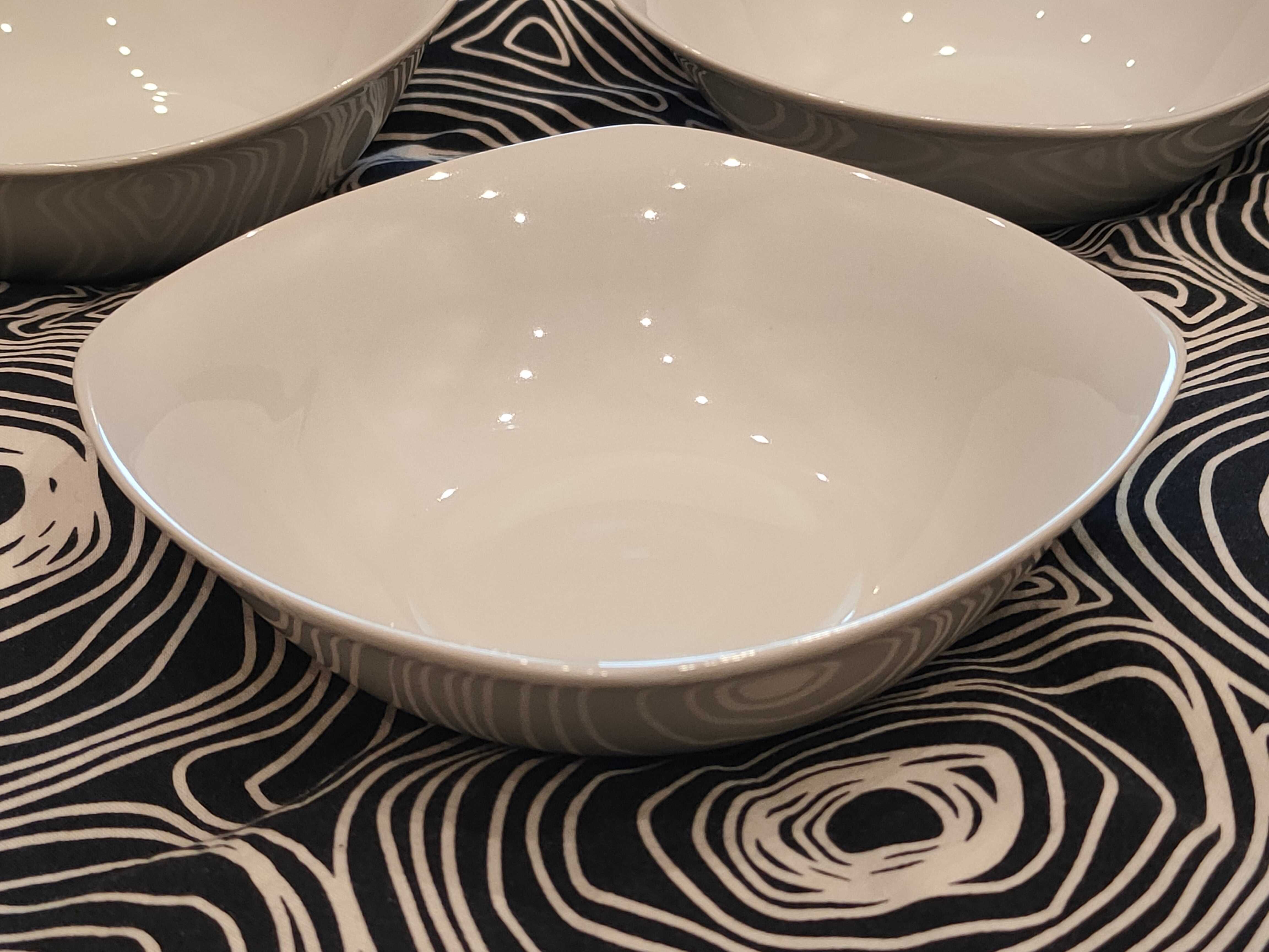 Классные белые тарелки салатники фарфор 14,5см. Германия
